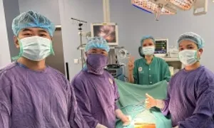 21 năm sống trong hình hài nữ, đi khám mới biết là con trai 21 năm sống trong hình hài nữ, đi khám mới biết là con trai