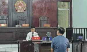 Hơn 6 năm bị cáo buộc 'vu khống sếp công an'